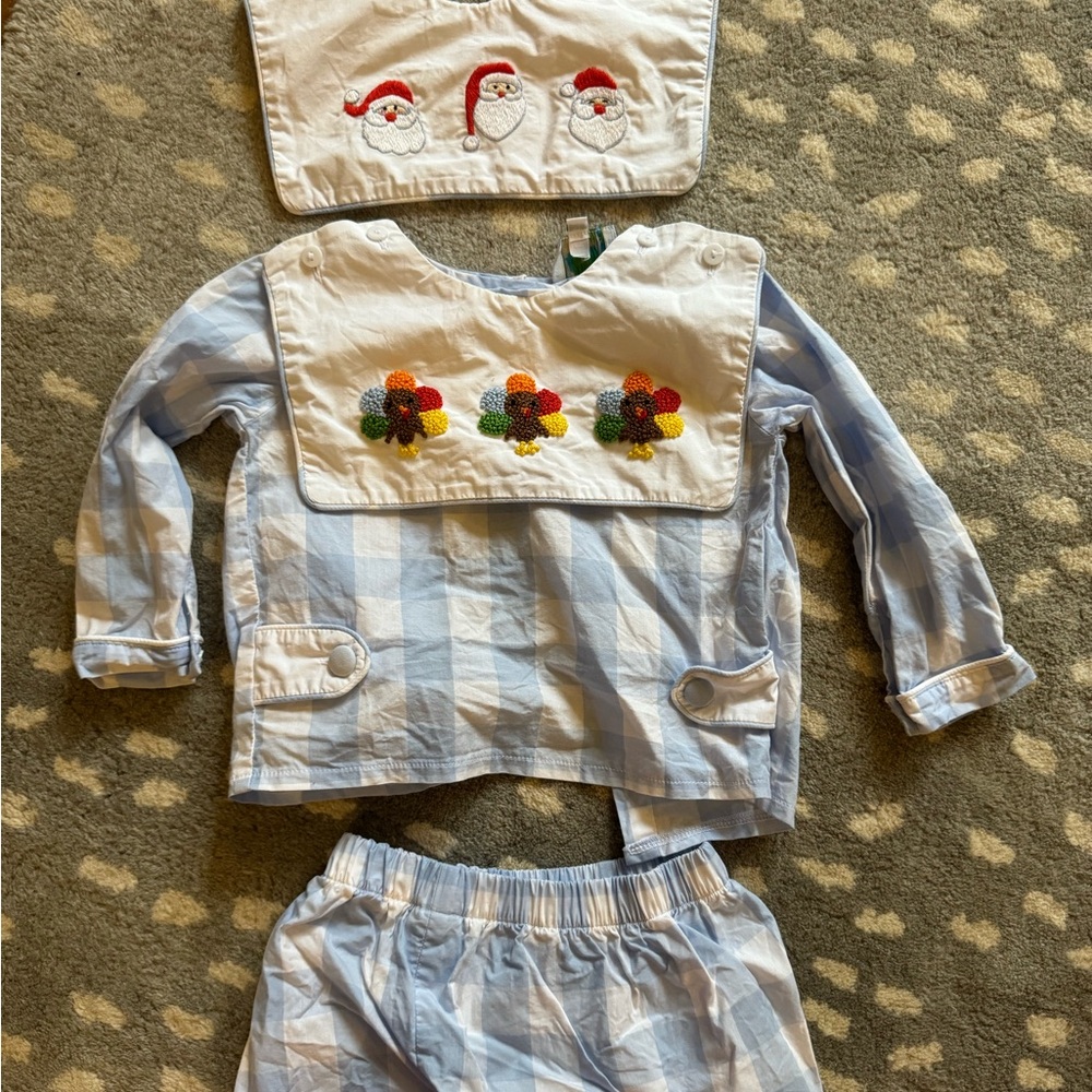 Busy Bees Smocks holiday outfit 2T